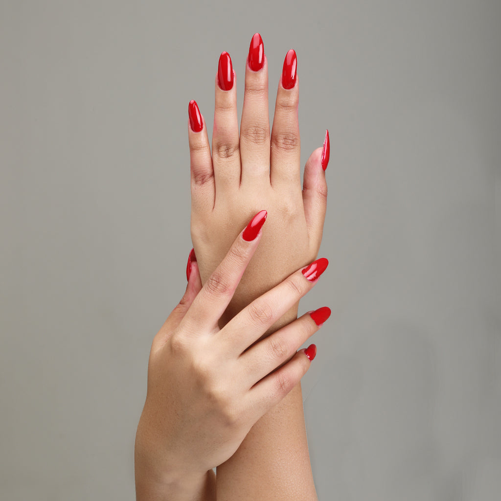 FYORR 15ML Quick Dry Long Lasting Smooth Finish Nail Polish (Red Apple)