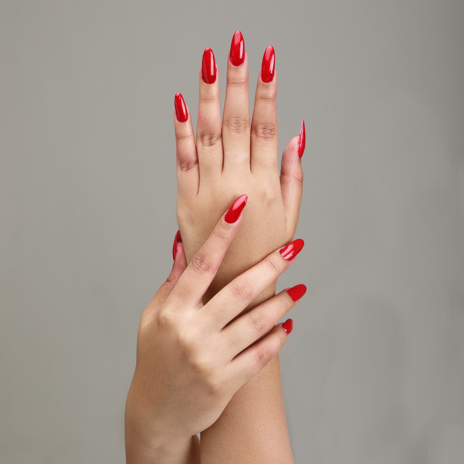 FYORR 15ML Quick Dry Long Lasting Smooth Finish Nail Polish (Red Apple)